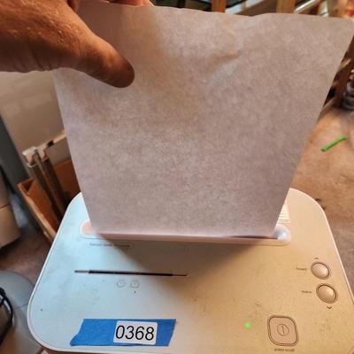 Royal Paper CD DVD Disc Credit Card Diskettes Shredder