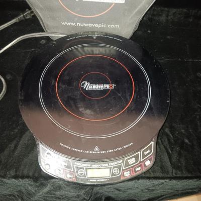 PRECISION NUWAVE INDUCTION COOKTOP WITH CARRY CASE