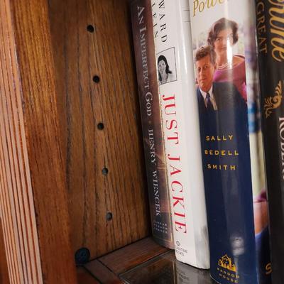 Broadmoore Lighted Bookshelves 48" x84"x13"