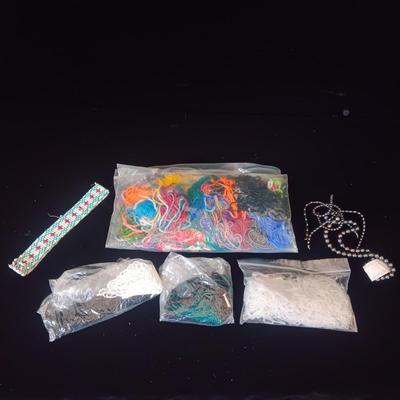 CRAFT/JEWELRY MAKING SEED BEADS AND MORE