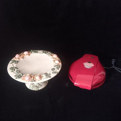 MINI CUPCAKE MAKER AND A DESSERT PLATE ON A PEDESTAL