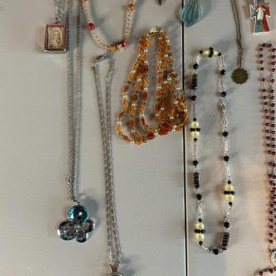 Lot of Assorted Costume Jewelry - Necklaces