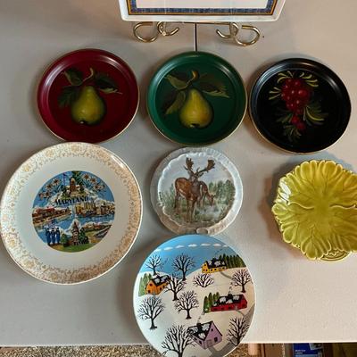 Lot of Vintage Pained Decorative / Serving Plates