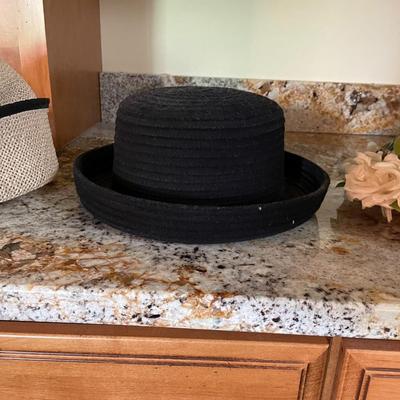 Lot of Vintage Hats