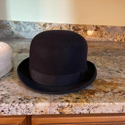 Lot of Vintage Hats