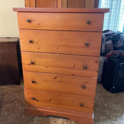 Vintage 5 Drawer Dresser