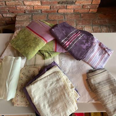 Lot of Table Linens