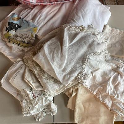 Lost of Table Linens