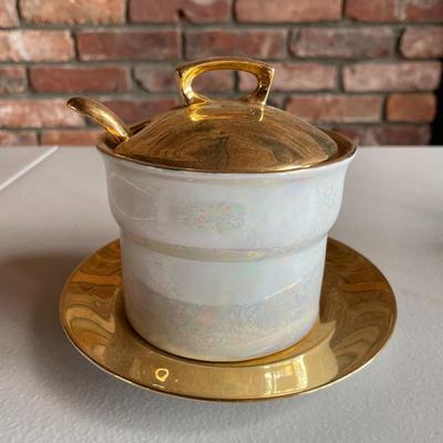 Lot of Vintage Suger Bowls