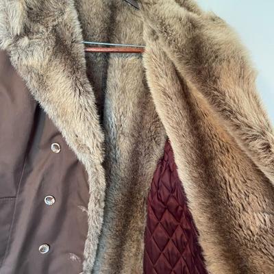 Vintage Women's Brown Trench Coat with Fur Lining
