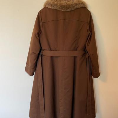 Vintage Women's Brown Trench Coat with Fur Lining