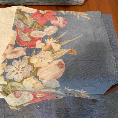 Lot of Table Linens