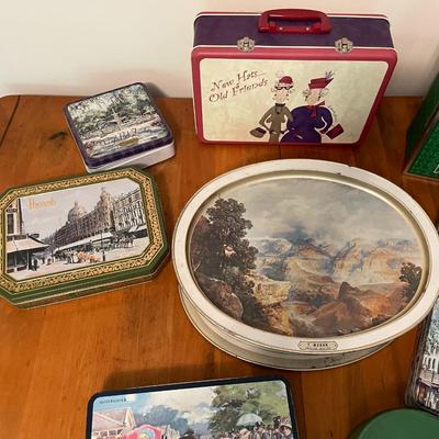 Lot of Vintage Tins and Vintage Lunch Boxes