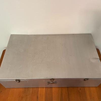 Tin / Metal Trunk Storage Box