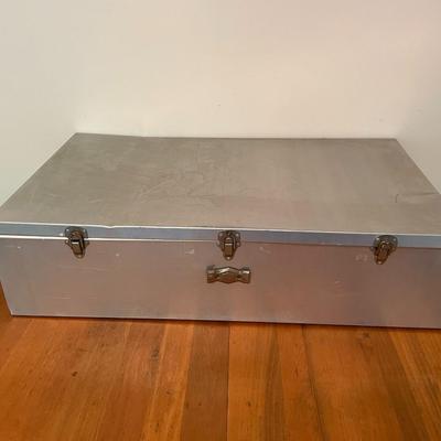 Tin / Metal Trunk Storage Box