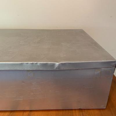 Tin / Metal Trunk Storage Box