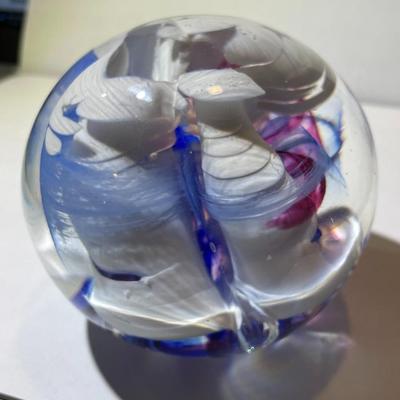 Oglebay Wheeling WV ~ Signed GLASS PAPERWEIGHT - Swirl Design 3.25