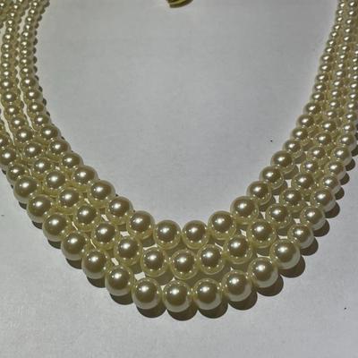 Vintage Signed Carolee Triple-Strand Graduated Lustrous Faux White Pearl w/Gold-tone Clasp Adjustable Necklace in VG Condition.