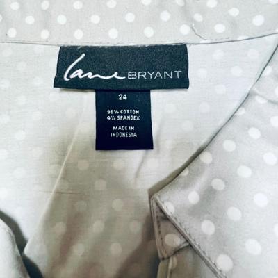 Women's Plus Sized Clothing Lot - 2 blouses, 2 cardigans, 1 pant size 22/24