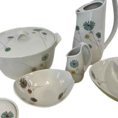 MCM Informal by Iriquois Lazy Daisy China