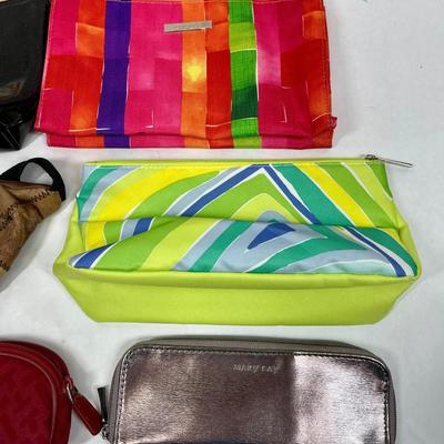 LOT of small bags pouches -travel storage, makeup, money, etc - Clinique, Mary Kay, Talbots