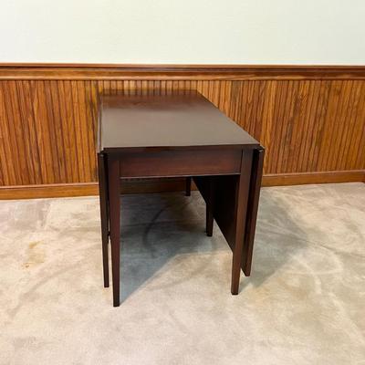 Solid Genuine Mahogany Double Drop Leaf Table ~ *Read Details