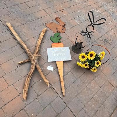 Out door Easter Decor