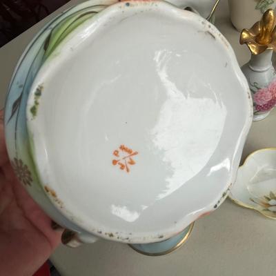 Lot of antique porcelain