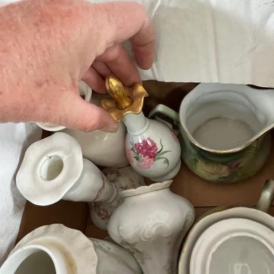 Lot of antique porcelain