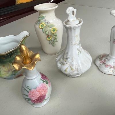 Lot of antique porcelain