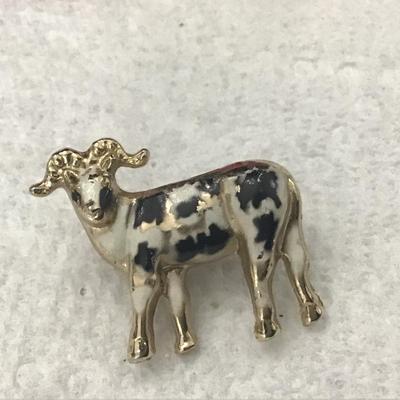 Gold Tone Enamel Cow Pin