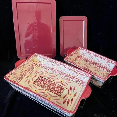 2 TEMP-TATIONS BAKING DISHES W/LIDS