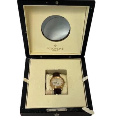 Replica Patek Philippe Geneve Men's Watch