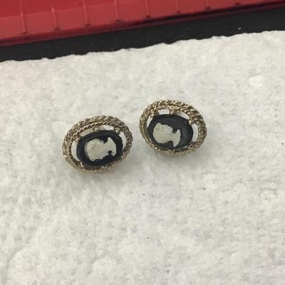 Tiny Vintage Cameo Earrings