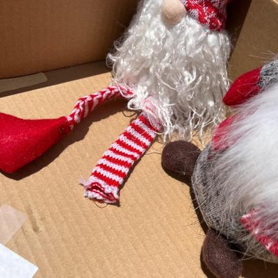 Gnomes & Santas