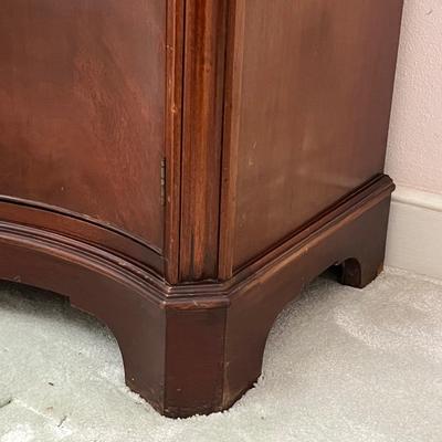 MORGANTON FURNITURE ~ Mahogany Breakfront China Cabinet ~*Read Details