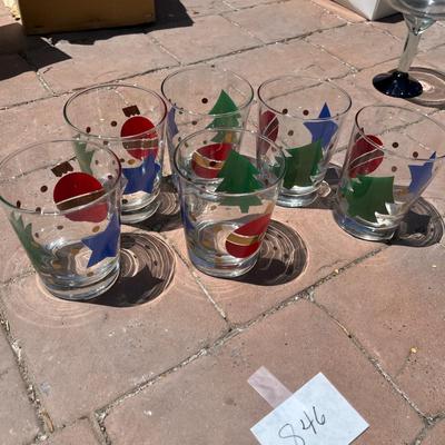 Holiday glasses