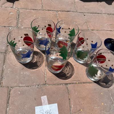 Holiday glasses