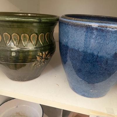Very nice flower pots
