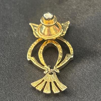Gold tone and silver tone owl pin