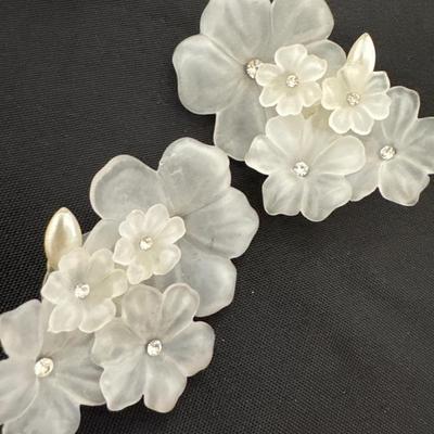 Large vintage Lucite flower Clip on earrings