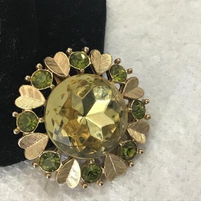 Vintage Avon Flower Green Glass / Rhinestone Gold tone Pendant / Brooch -