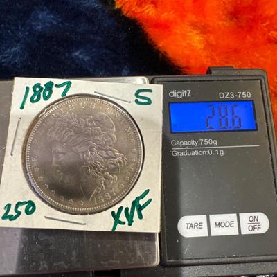 1882 S MORGAN DOLLAR U S COIN XVF
