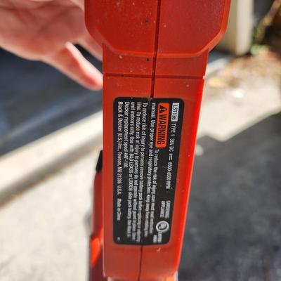 Black & Decker 36V Cordless Edger w Battery & Charger tested
