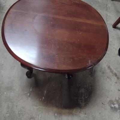 Broyhill Wooden Side Table with Drawer
