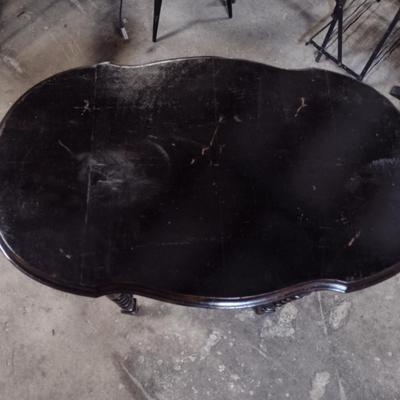 Wooden Six Leg Parlor Table