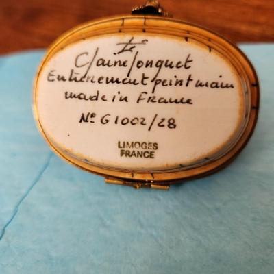 Limoges France Claire Louguet Peint Main Cat w Mouse inside Trinket Box Holder