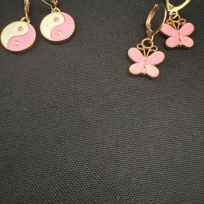 Gold toned with enamel butterfly, and yin yang dingle earrings