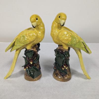 Jeanne Reed's Ltd. Porcelain Parrot Pair