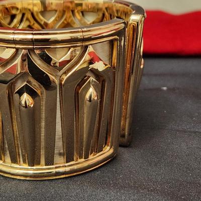 Cartier Wide 18 kt Gold Pharaon Cuff Bangle Bracelet